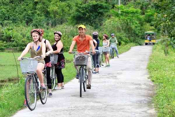 Cat Ba National Park Trekking and Cycling - 1 Day