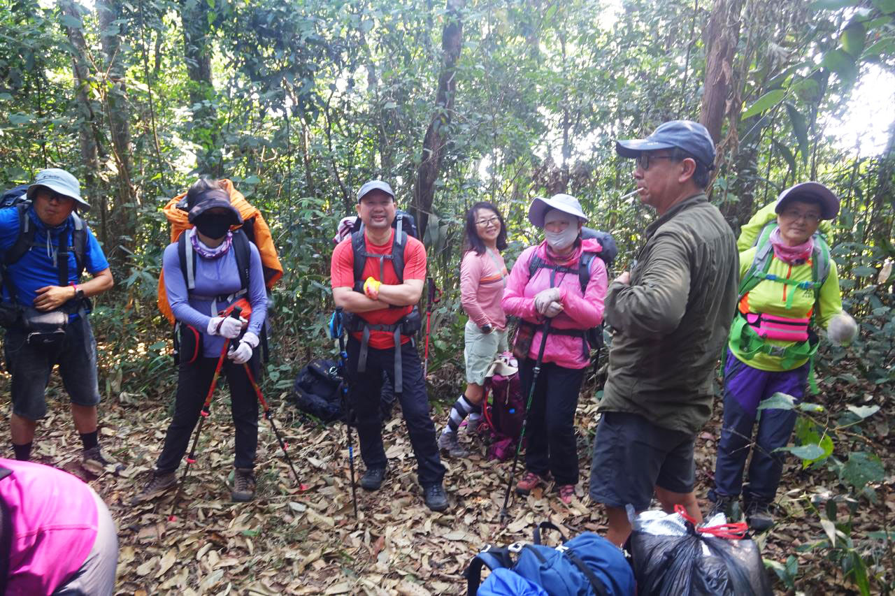 9-Day Hoang Su Phi - Ha Giang Remote Area Trekking Tour 4