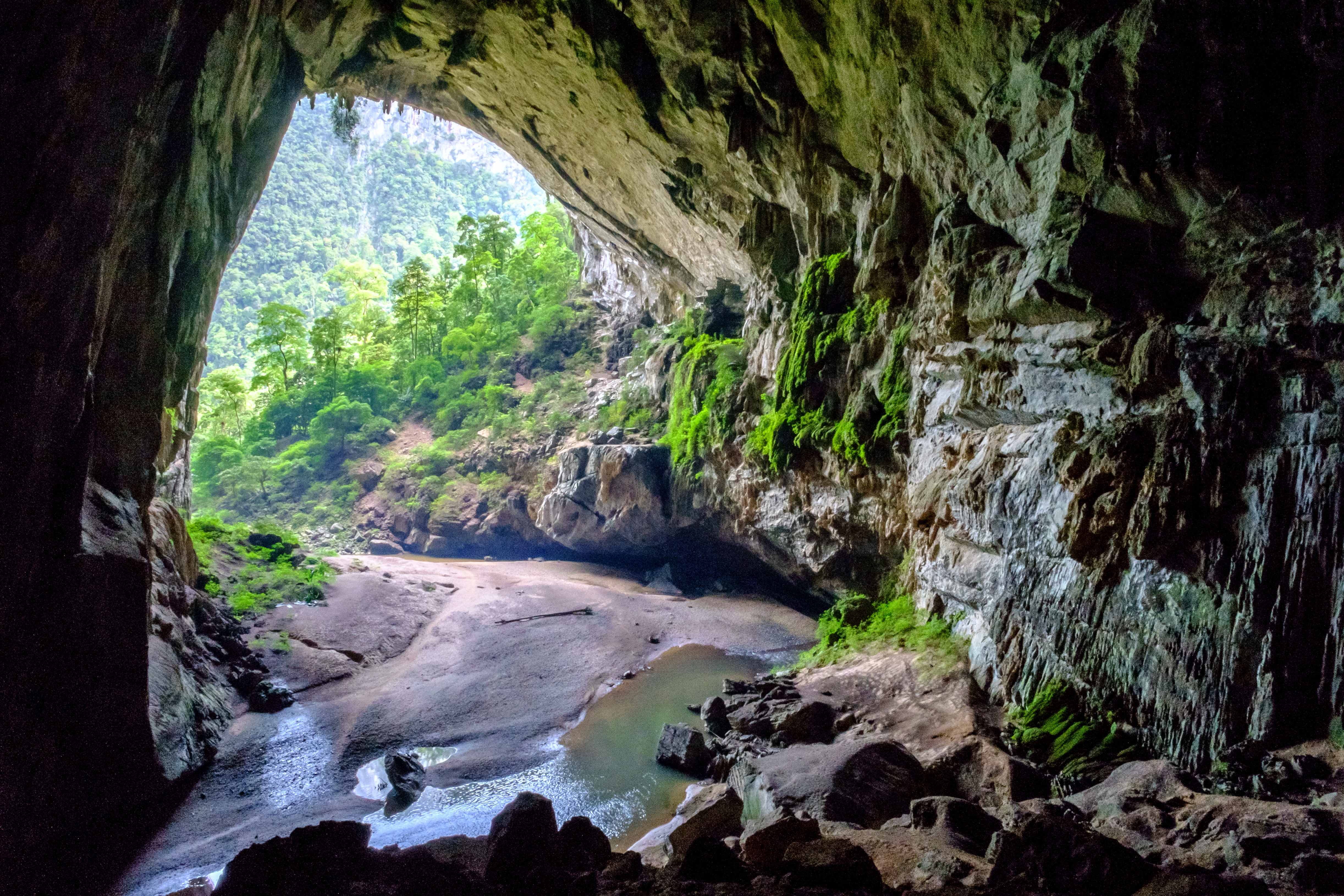 Hang En Cave Adventure Trekking Tour - 2 Days 3