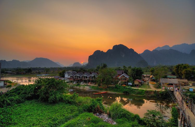 Vang Vieng Trekking To Pathao – Tham Nam Caving Full Day 4