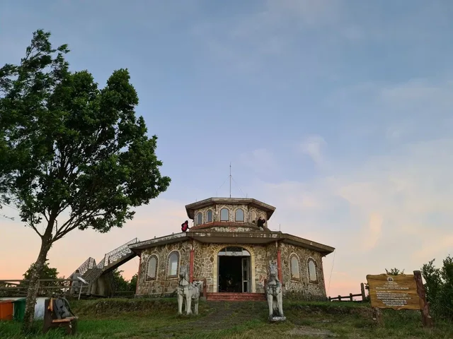1 Day Bach Ma National Park Trekking Tour from Hue