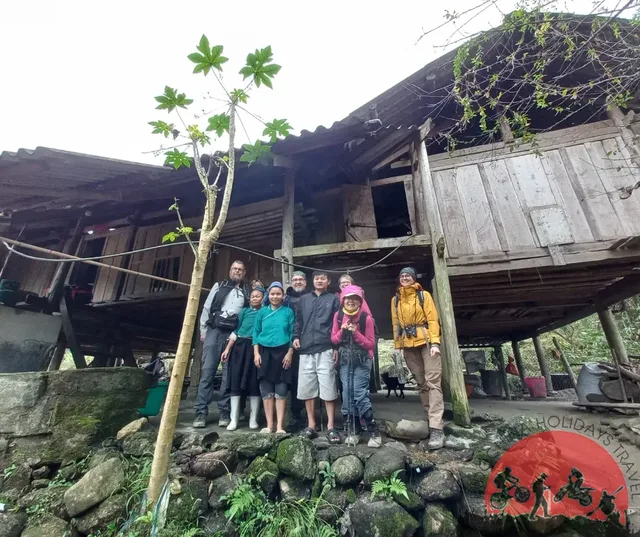 4 Days BaBe Lakes and Ban Gioc Waterfalls 2
