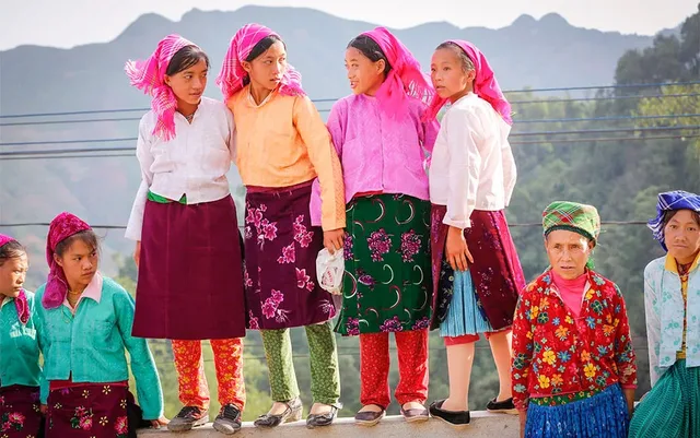 Can Cau Saturday and Bac Ha Sunday Market - 2 Days 3
