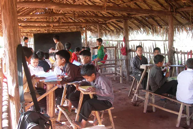 Da Lat – Lak Lake – Buon Me Thuot – Buon Don (Village) – Kon Tum – Kham Duc – Hoi An - 6 Days 3