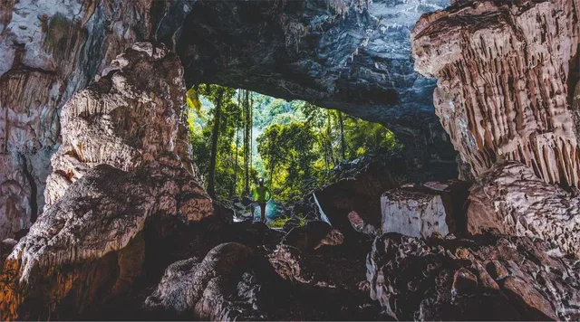 Hang Tien Cave Endeavor Trek Tour - 3 Days 4
