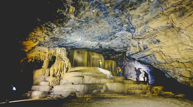 Hang Tien Caves Exploration Hiking Tour - 4 Days 3