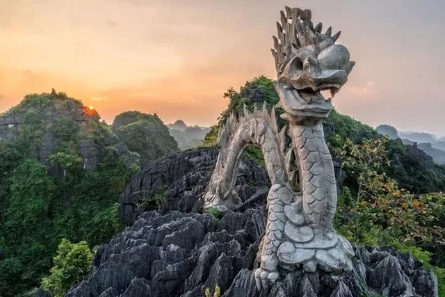 Ninh Binh - Mua cave - Dragon Mountain Trek - 1 Day 3